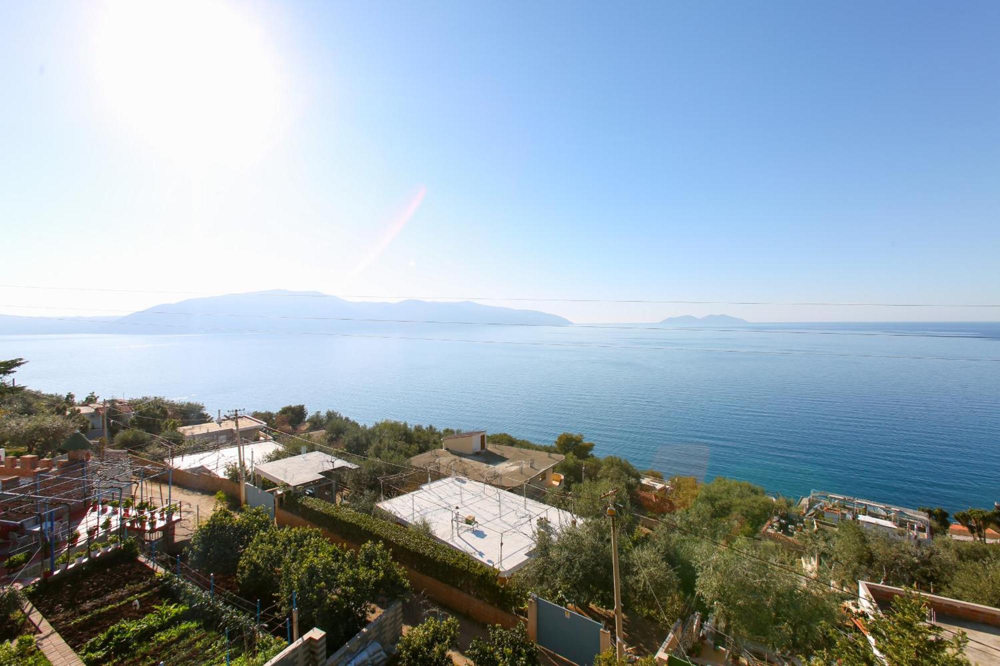 Villa Meminaj Vlorë エクステリア 写真
