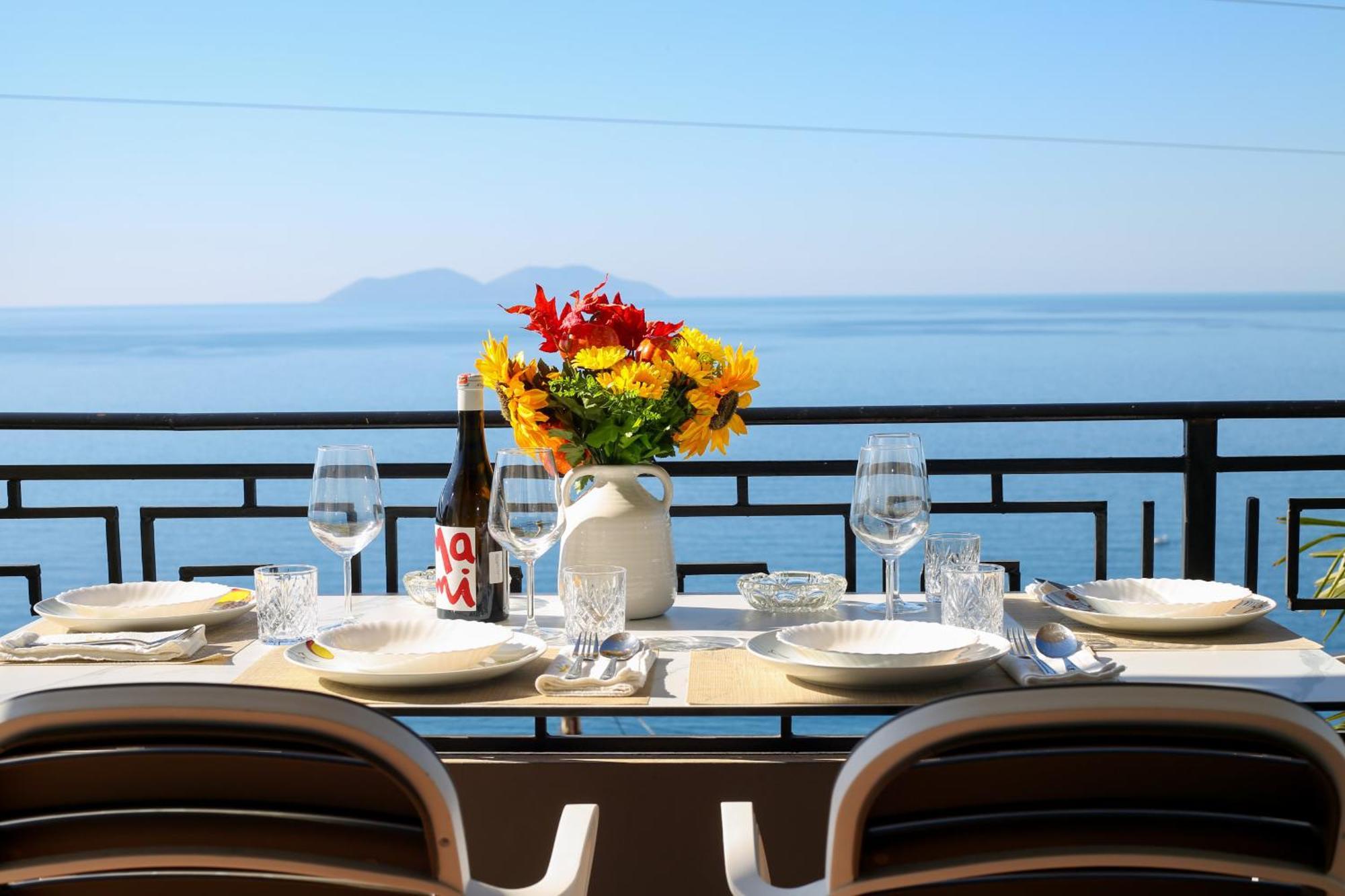 Villa Meminaj Vlorë エクステリア 写真