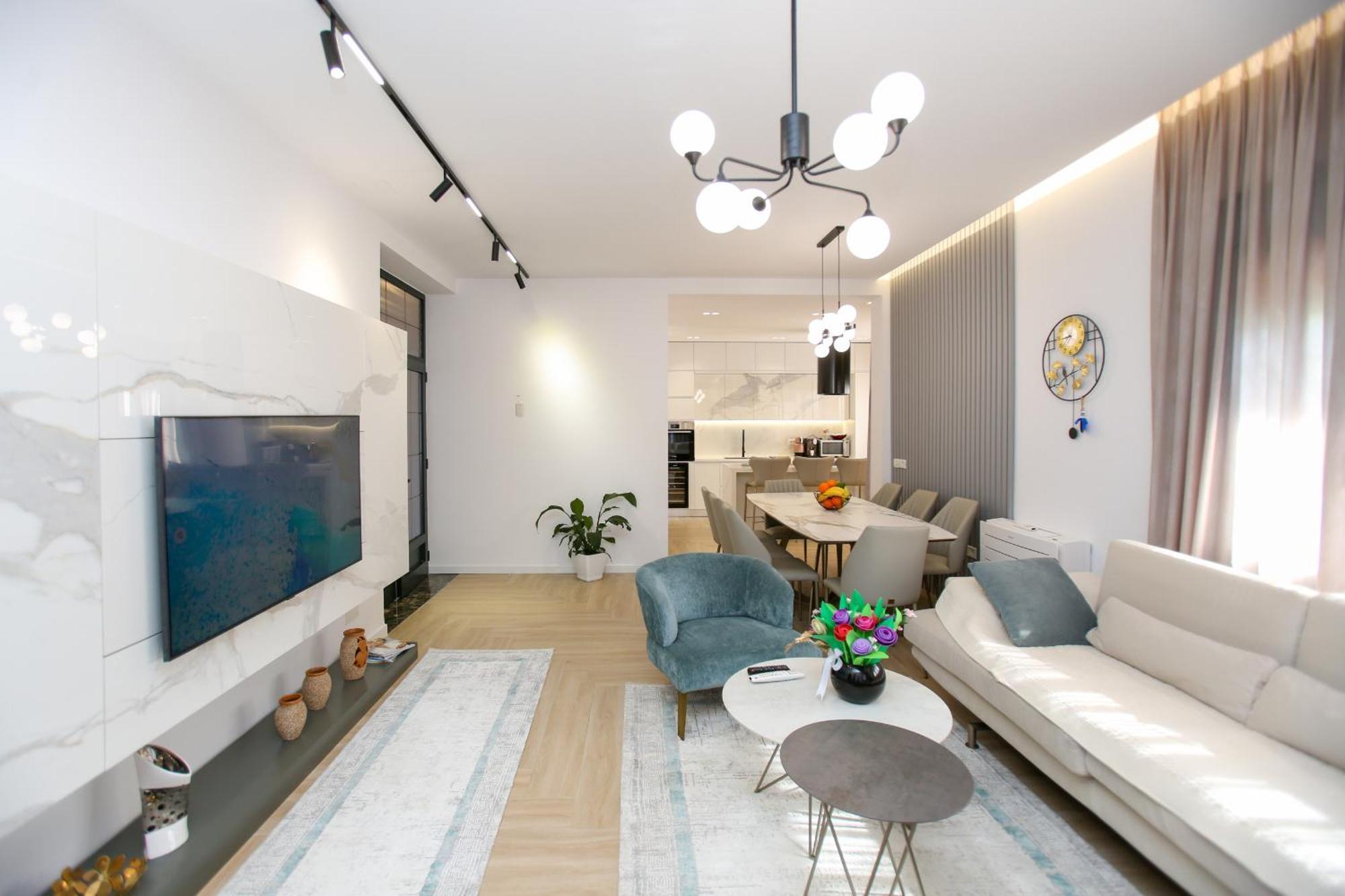 Villa Meminaj Vlorë エクステリア 写真